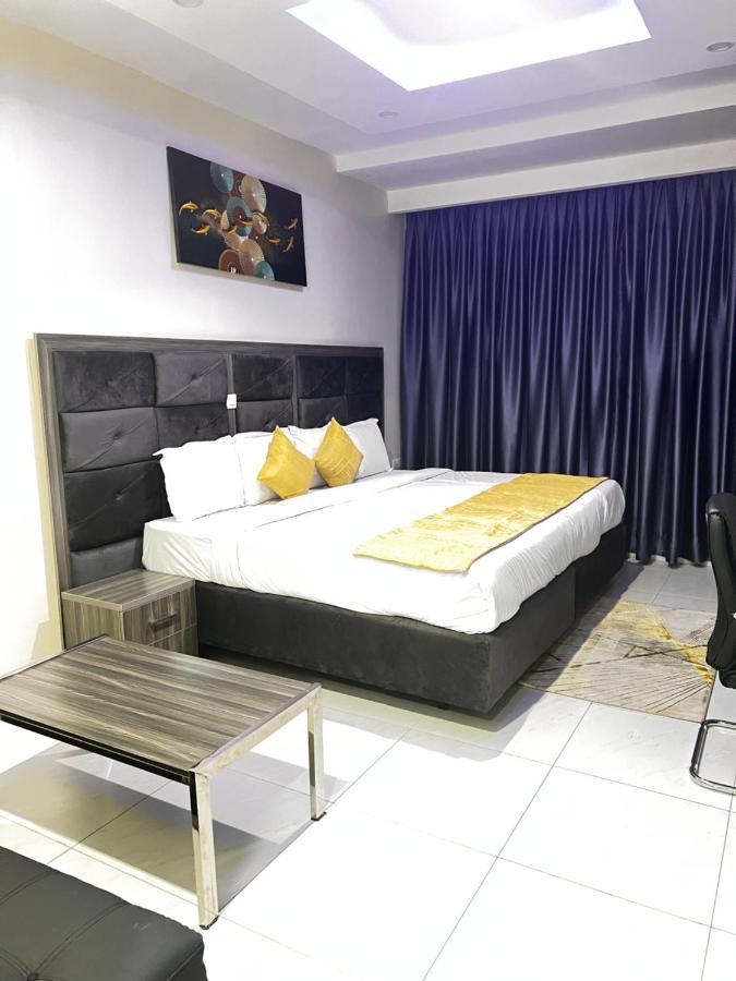 De Rigg Place Embassy Lagos Esterno foto